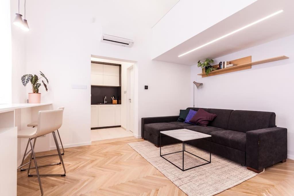 Eszter'S Lovely Downtown Apartment Boedapest Buitenkant foto